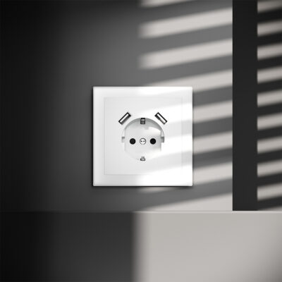 Розетка встраиваемая voltum s70 с заземлением и защитными шторками, 16А, с usb, a+a, (белый матовый)